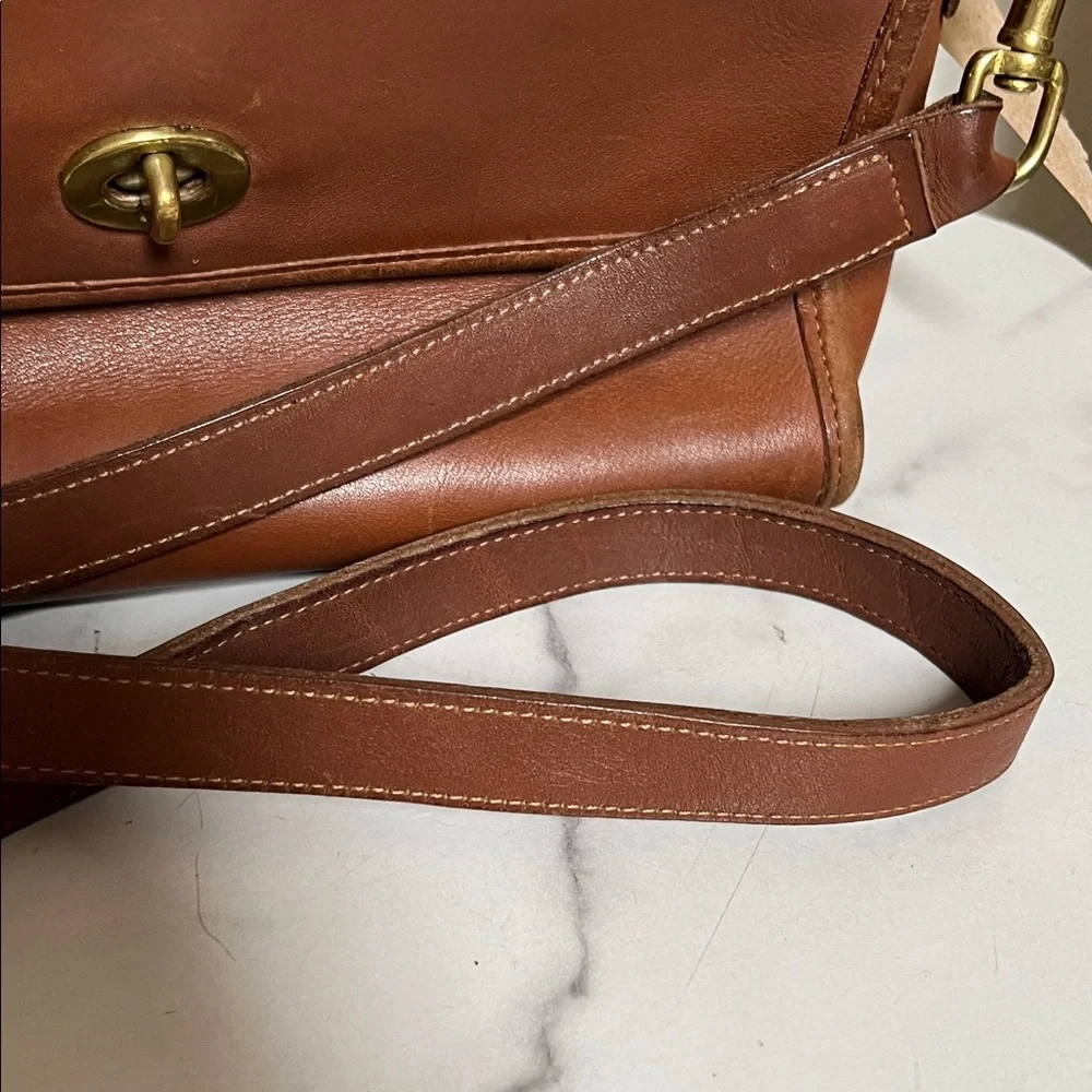 Coach Vintage Chestnut Brown Leather Satchel with Turnlock Hardware
